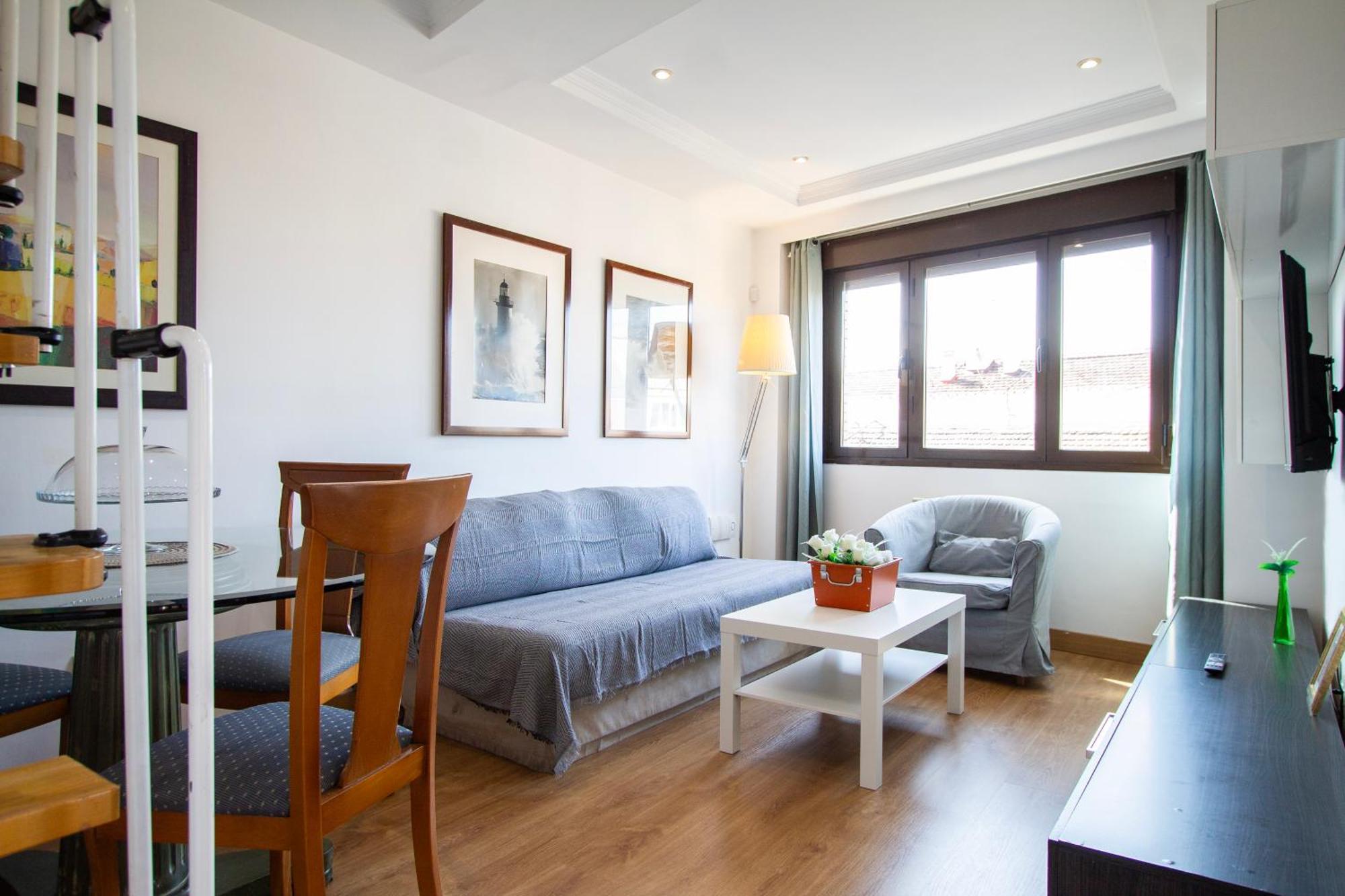 Apartamentos Adelfas Мадрид Экстерьер фото