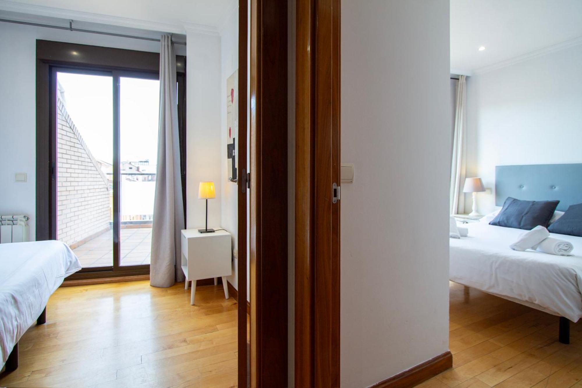 Apartamentos Adelfas Мадрид Экстерьер фото