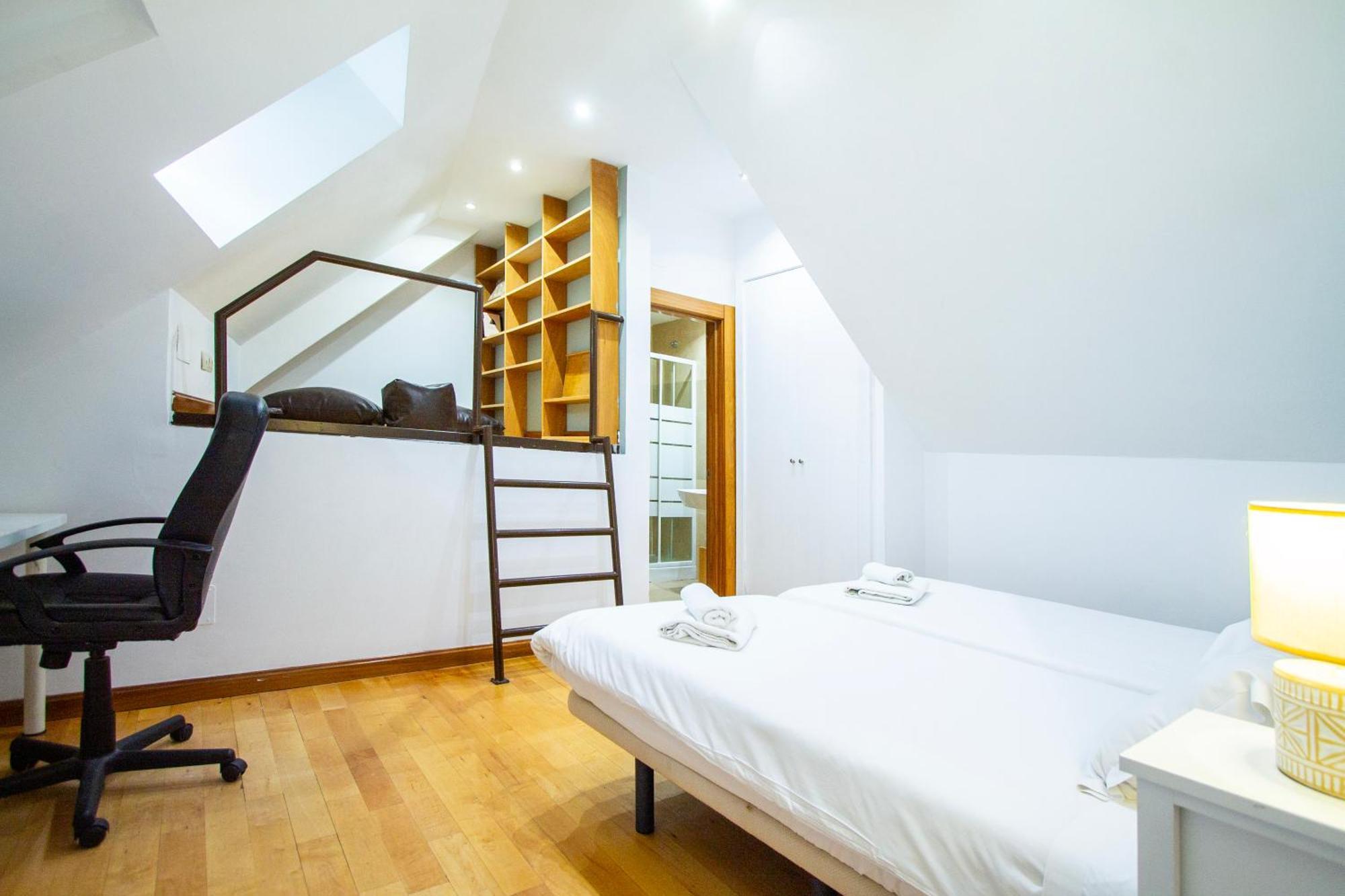 Apartamentos Adelfas Мадрид Экстерьер фото