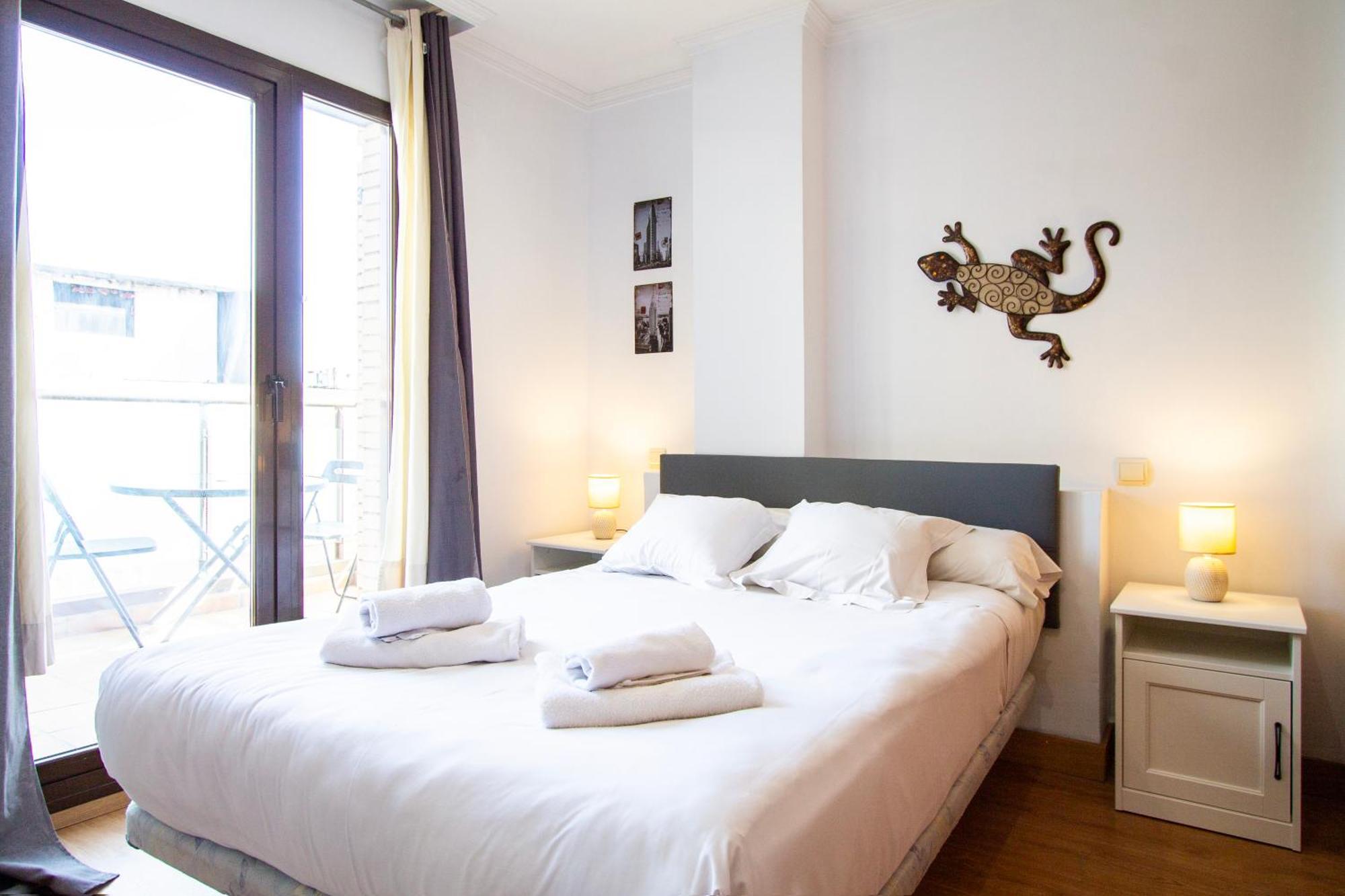 Apartamentos Adelfas Мадрид Экстерьер фото