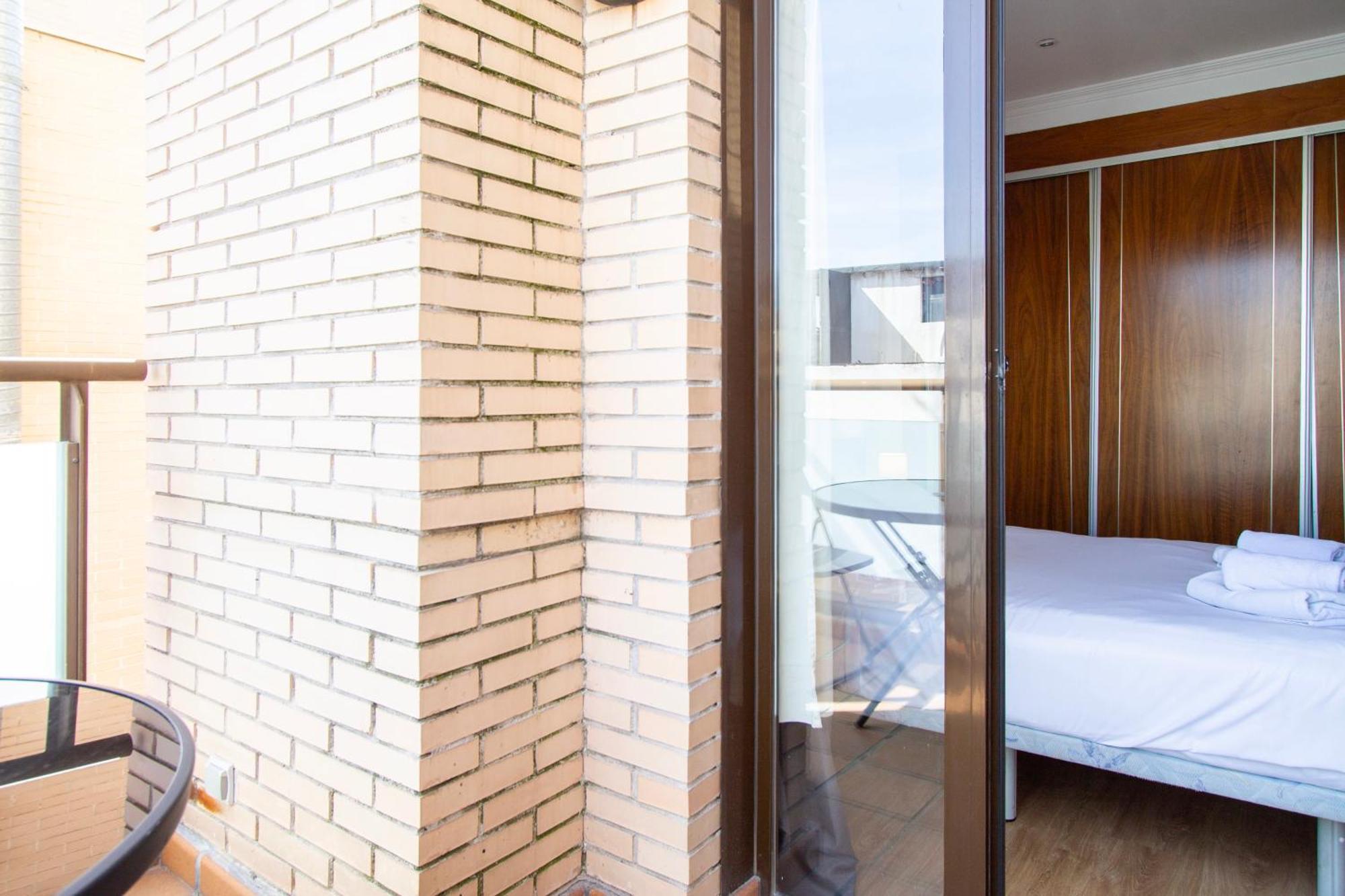 Apartamentos Adelfas Мадрид Экстерьер фото